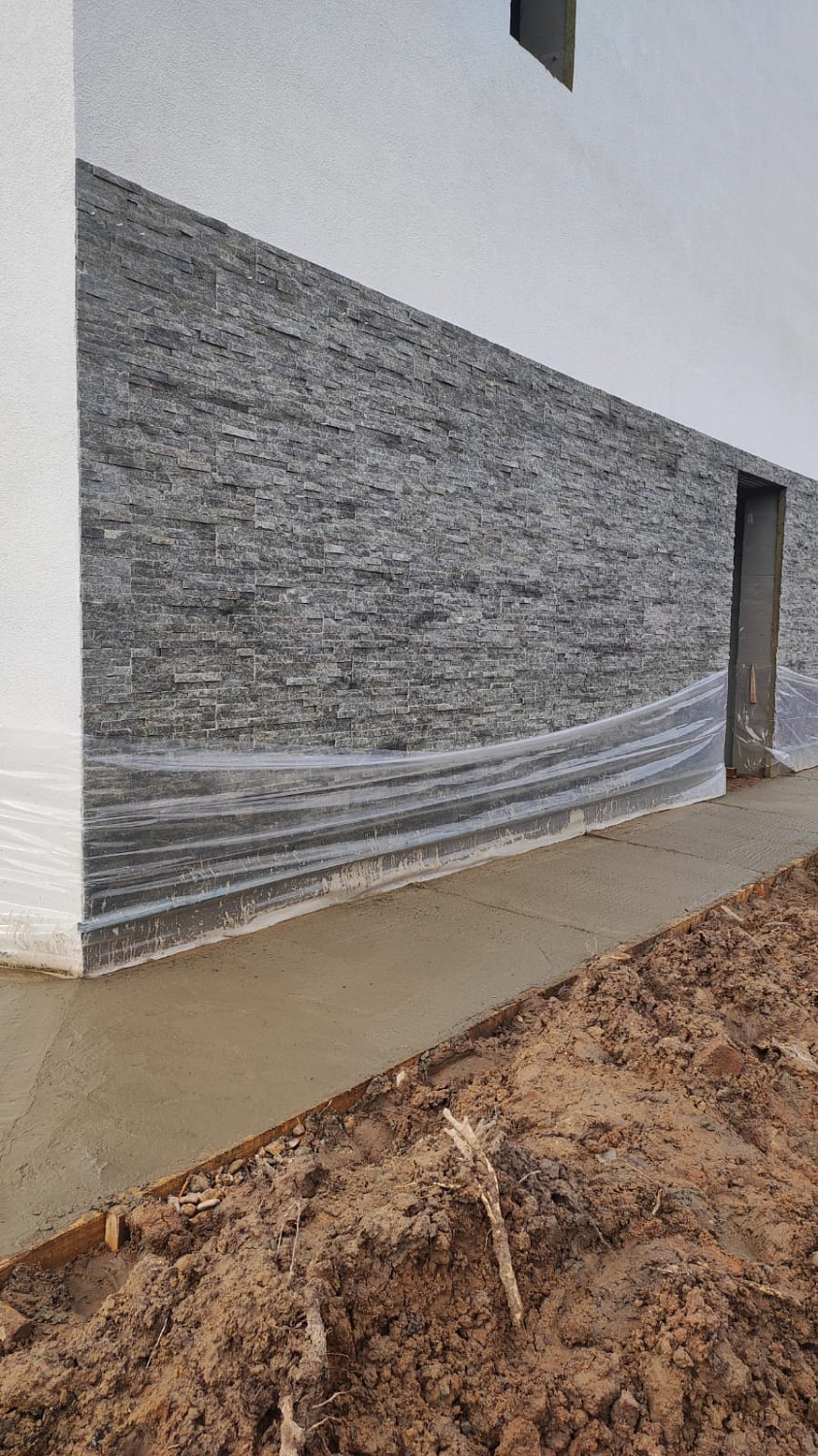 Поставка 3D панелей RKS SLATE Кварцит Green Quartz Classic на объект г. Москва